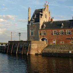Werken bij Romantik Hotel Auberge de Campveerse Toren als Terras runner / serveerster in Veere via Horecabaas.nl